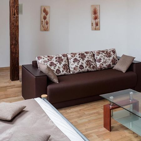 Romari Два Поверхи Apartment Liov Exterior foto