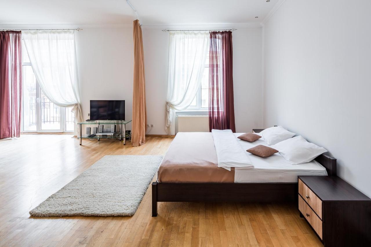 Romari Два Поверхи Apartment Liov Exterior foto