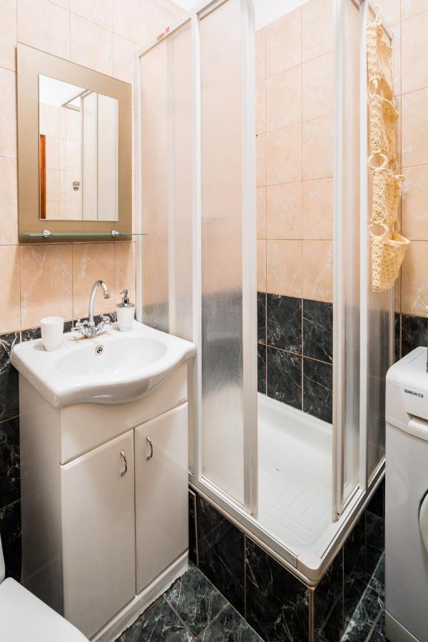 Romari Два Поверхи Apartment Liov Exterior foto