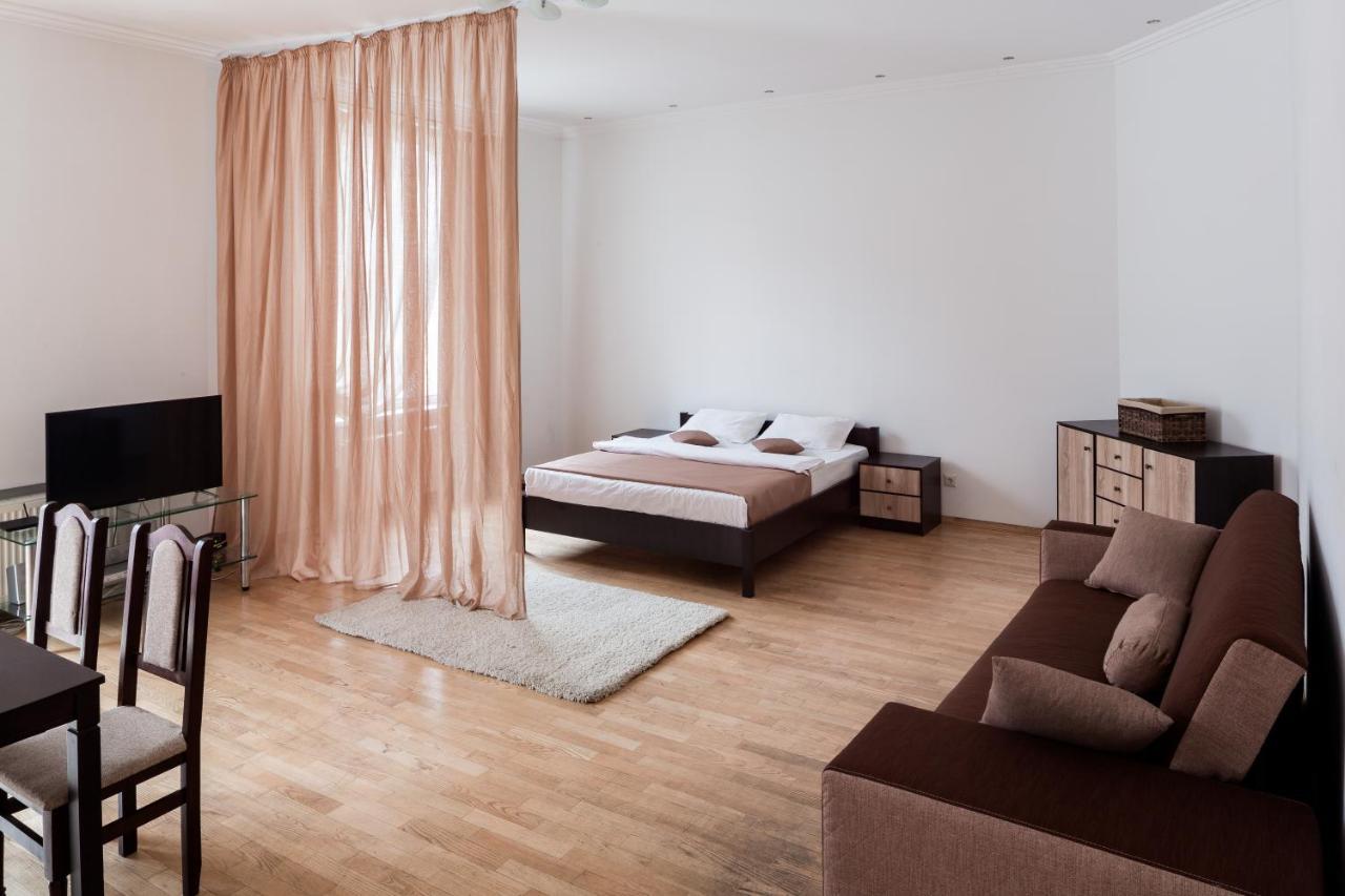 Romari Два Поверхи Apartment Liov Exterior foto