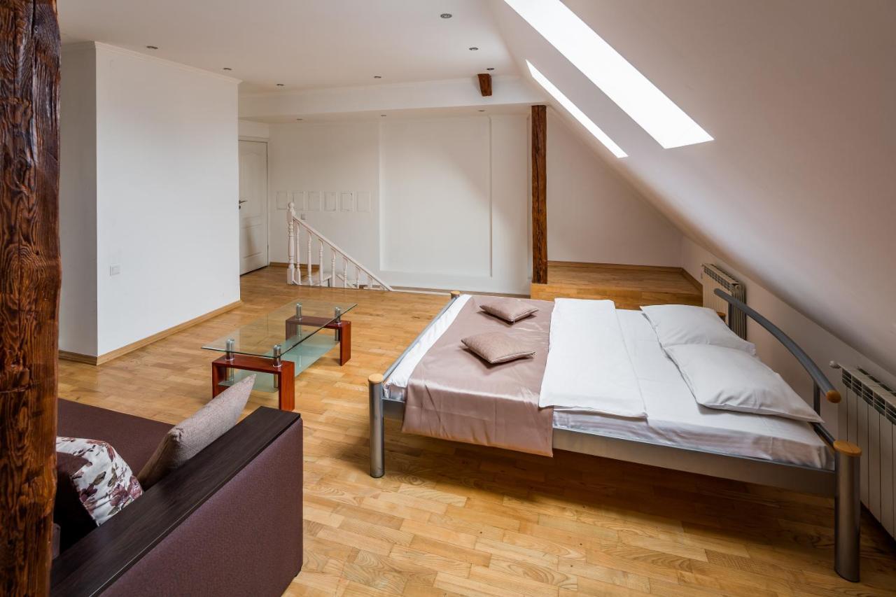 Romari Два Поверхи Apartment Liov Exterior foto